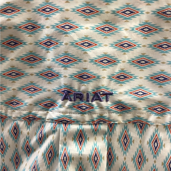 Ariat Fitted Longsleeve - Picture 2 of 2